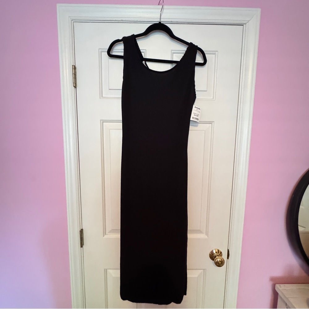 Chic Black Midi Dress